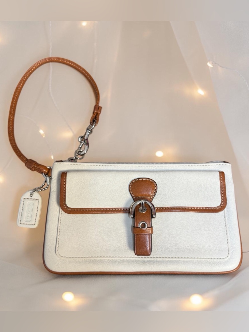 Vintage Coach Large Hampton Leather Wristlet (A463)